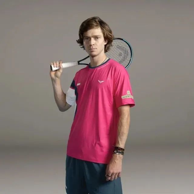 改用双后腰 改用双后腰